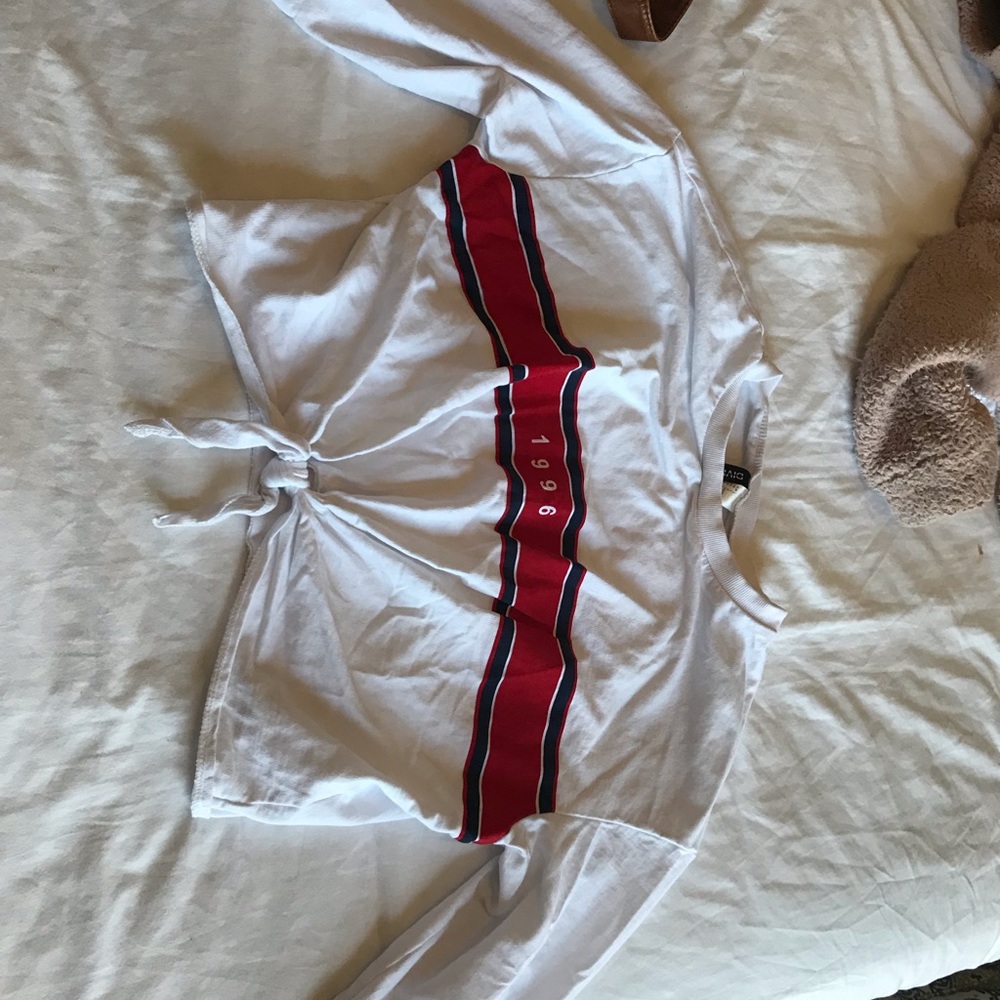 H&M’s crop long sleeve shirt